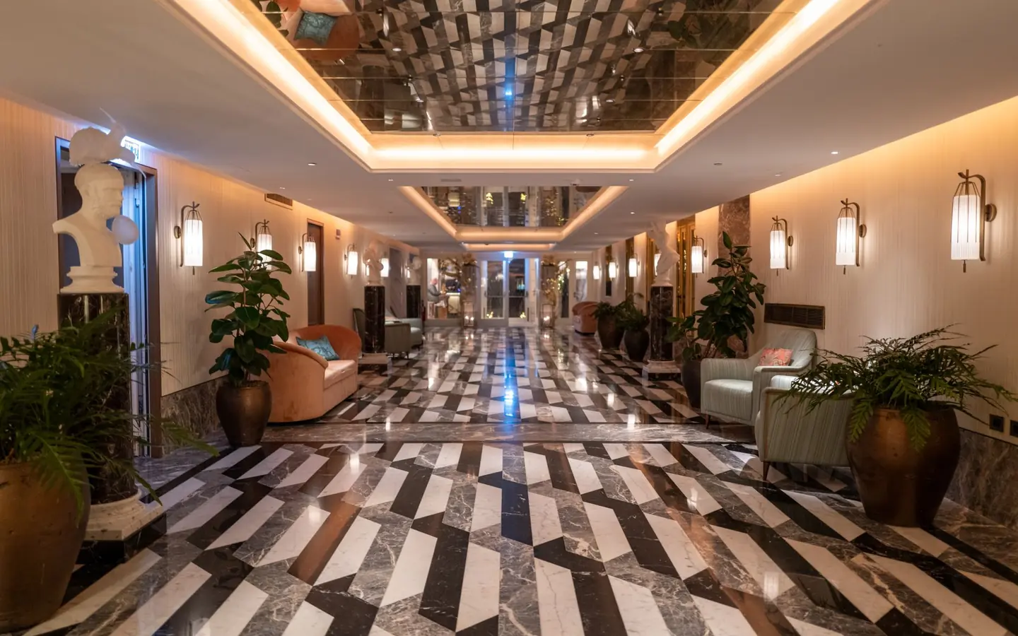 Batu Kawan Business Hotel